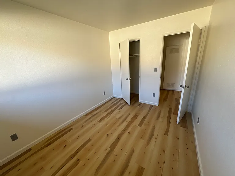 404 N M St #B — Photo 3