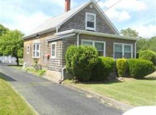 317 North St, Somerset, MA 02726