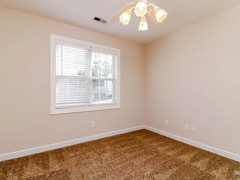 4009 Cashew Dr — Photo 11