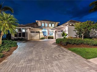 5660 Barbuda Ln, Naples, FL 34113
