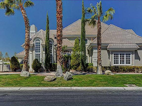 2nd image of 1721 Oval Cir