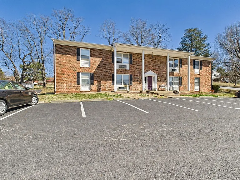 2407 Bare St. — Photo 12