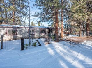 19919 Alderwood Cir, Bend, OR 97702