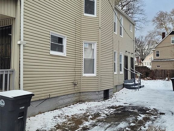2nd image of 10117 Hampden Ave