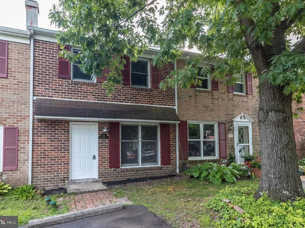 516 Portsmouth Ct, Sellersville, PA 18960