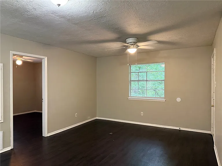 2403 Toro Ln #C — Photo 4
