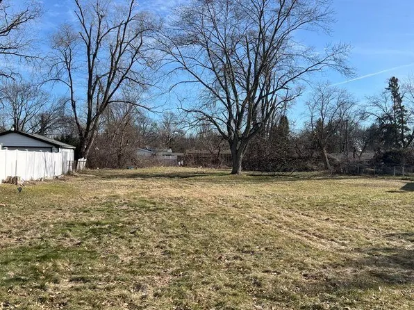 19254 Berg Rd, Detroit, MI 48219