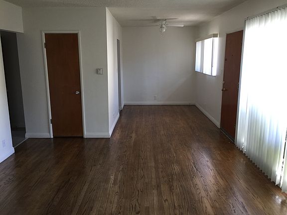 2nd image of 3213 Perlita Ave