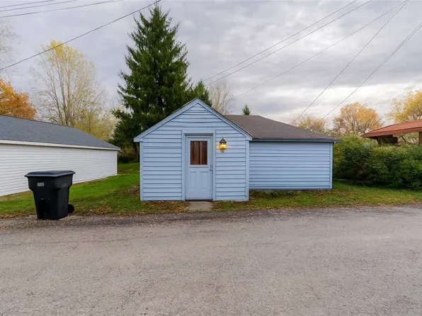 1924 Cherry Aly, Monaca, PA 15061