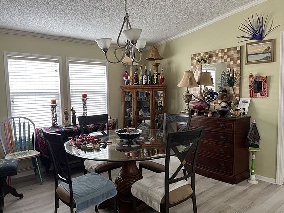 2nd image of 24300 Airport Rd #186