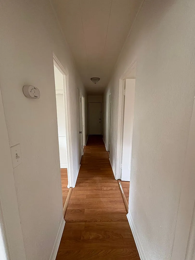 For Rent Available Jan. 1st — Photo 4