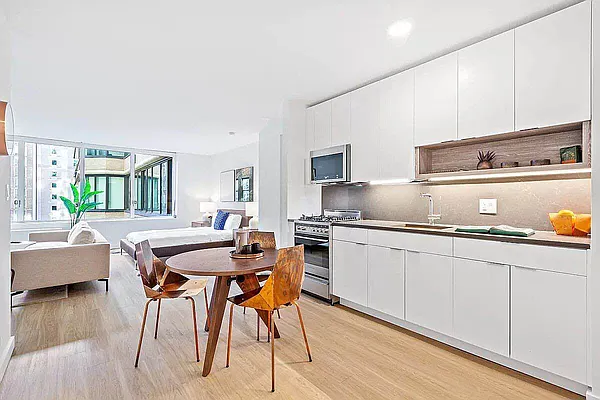 Rented by Living New York | media 33