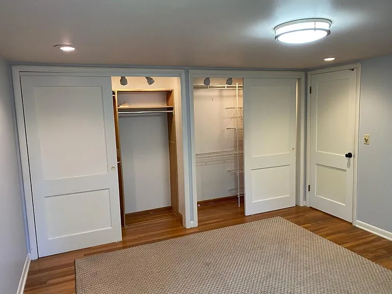 1207 N Eagle St — Photo 16