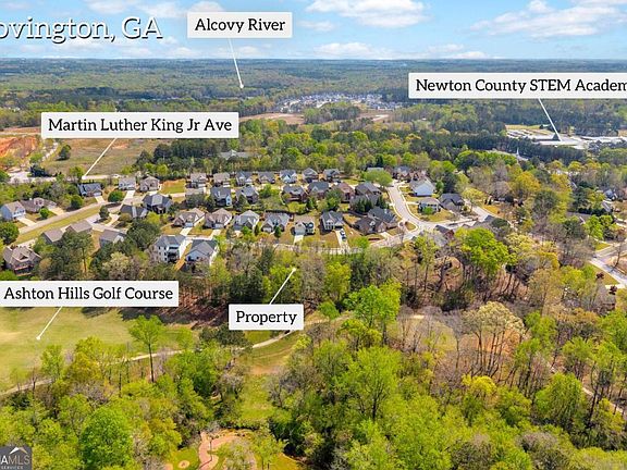 4th image of 9141 Golfview Ln