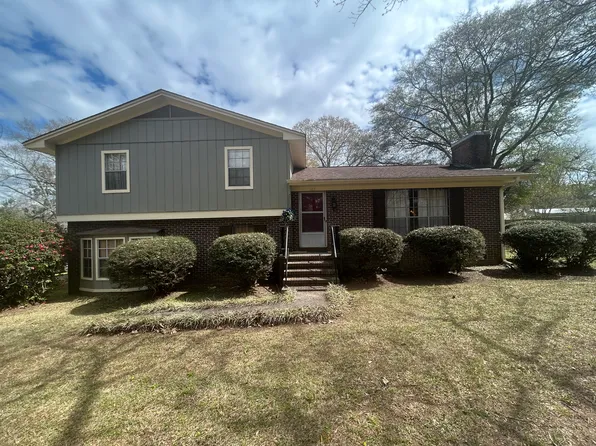 163 Maple Dr, Maplesville, AL 36750