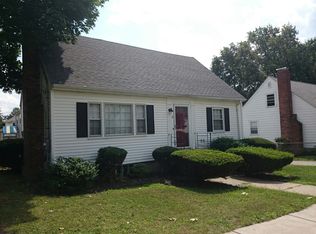 6 Emelia Ter, West Roxbury, MA 02132