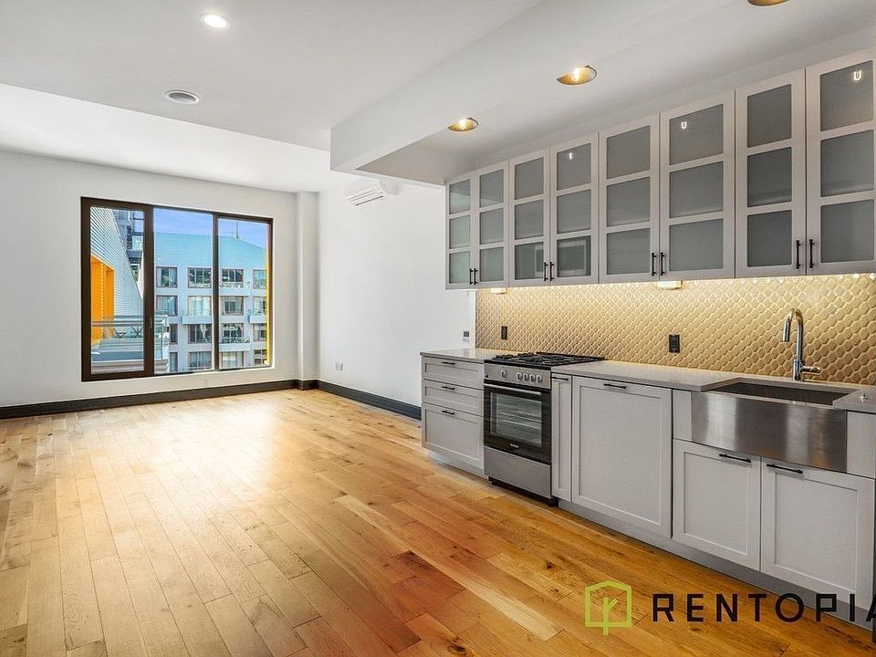 1st image of 10 Montieth St #G58c