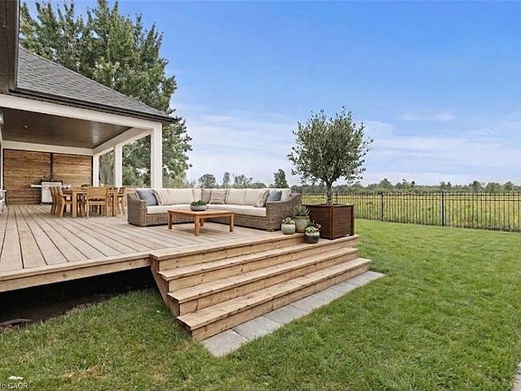 5th image of 637 Buffalo Rd