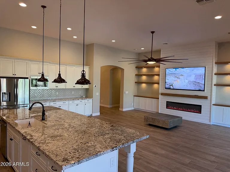 1966 E Indian Wells Dr — Photo 13