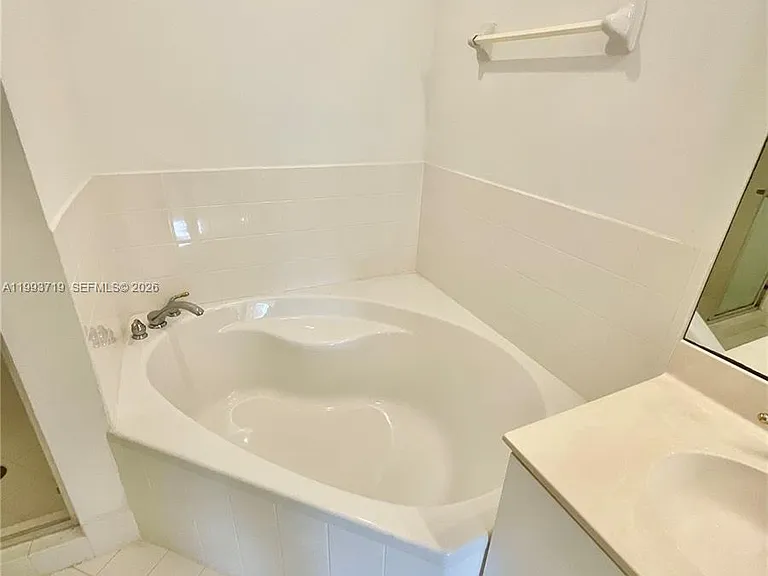 5628 NW 113th Ave #5628 — Photo 33