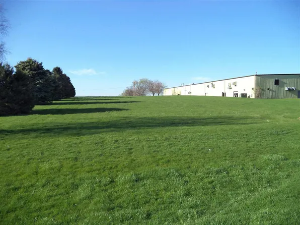 1.59 Highway 81, Darlington, WI 53530