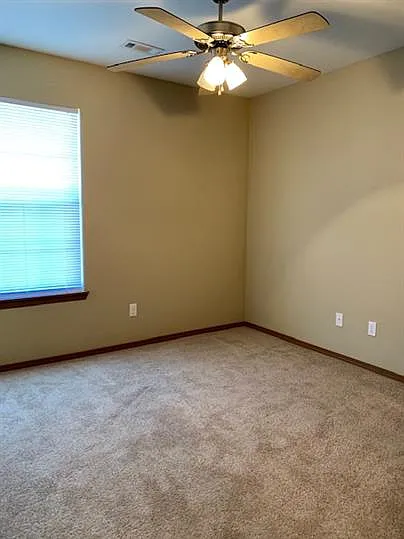 4205 SW Broadstone Ave #2 — Photo 6