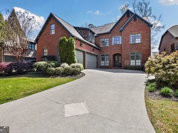 29 Cliftwood Dr, Sandy Springs, GA 30328