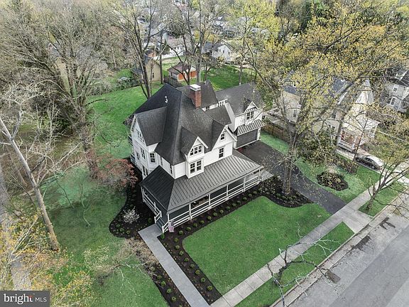 2nd image of 140 E Central Ave