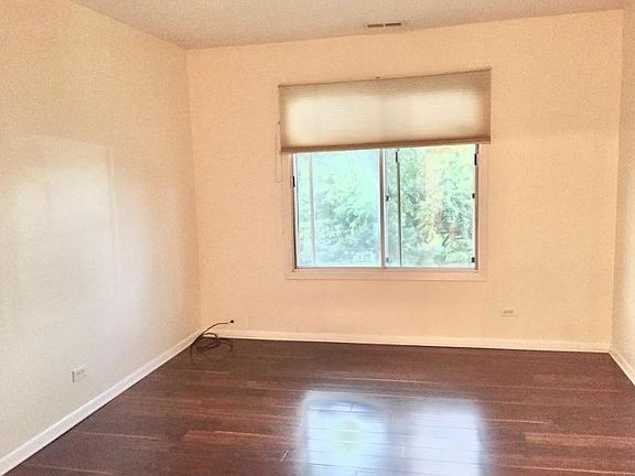 4th image of 981 Butter Creek Ct