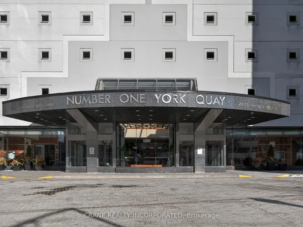 77 Harbour Sq Unit 1605, Toronto, ON M5J 2S2