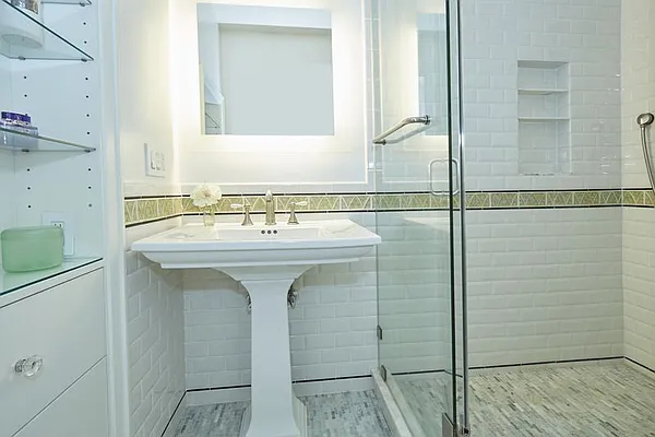 Rented by Brown Harris Stevens | media 8
