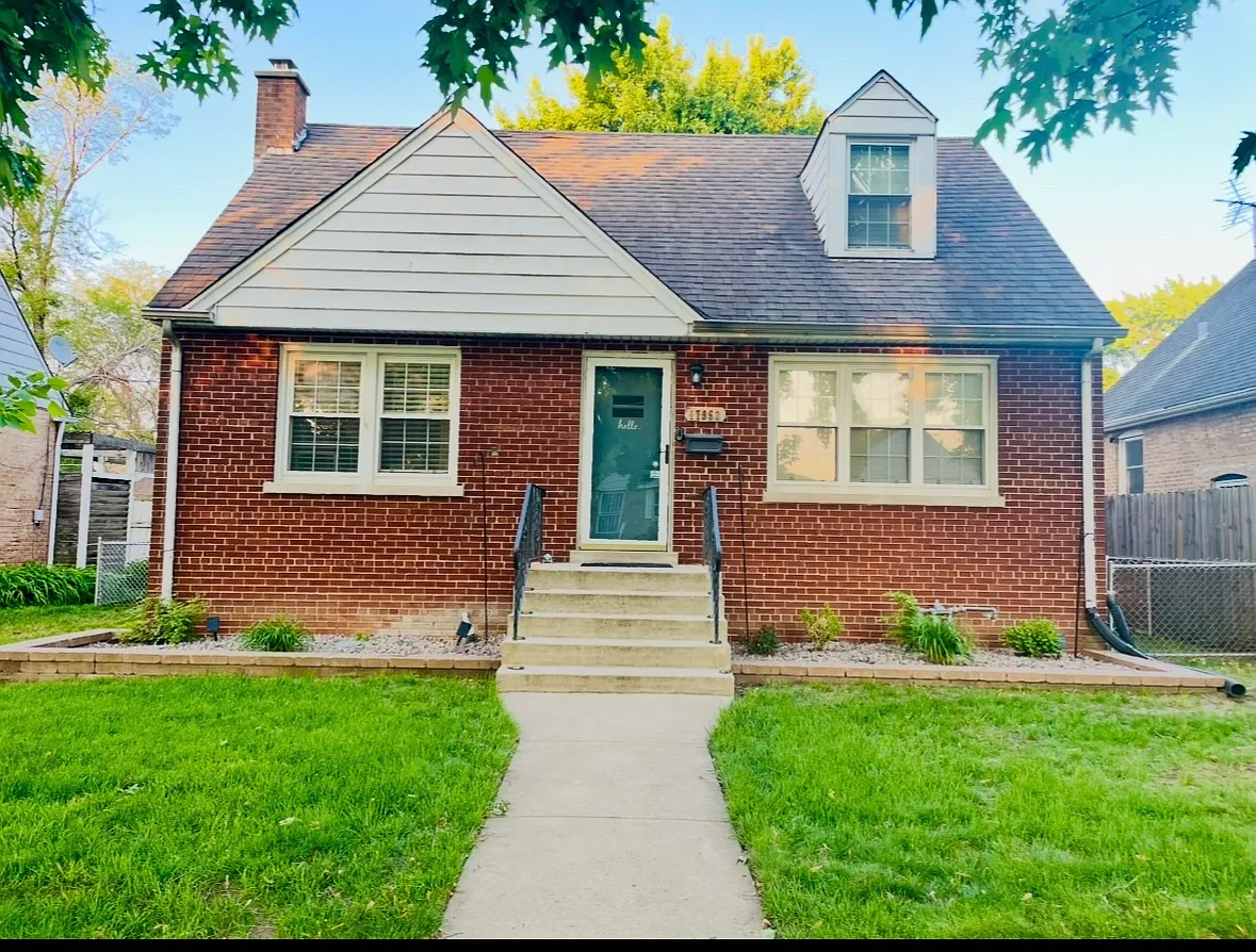 17953 Exchange Ave photo 1