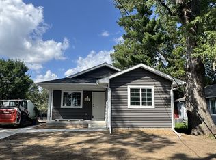 412 E Lally St, Des Moines, IA 50315