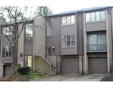 513 Dogwood Ct photo 1