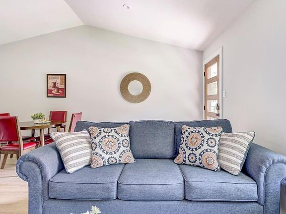5th image of 202 Hollow Creek Dr #202