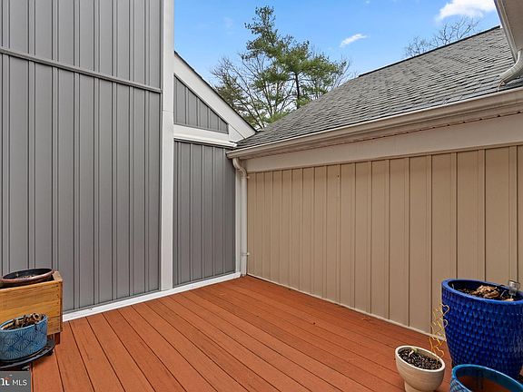 4th image of 20716 Highland Hall Dr