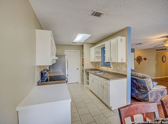 5th image of 3710 Pipers Meadow St