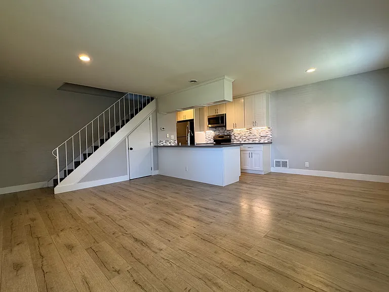 34855 Starling Dr #2 — Photo 6