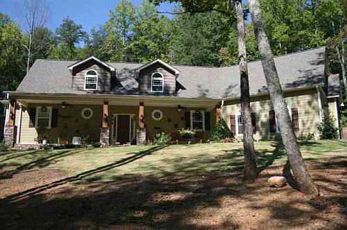 1st image of 120 Hungate Dr