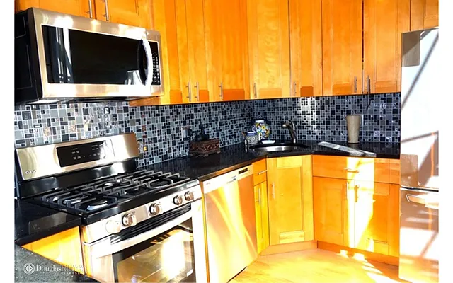 Rented by Douglas Elliman | media 30