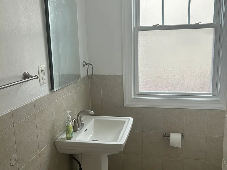 1209 Madison St NW #1 — Photo 11