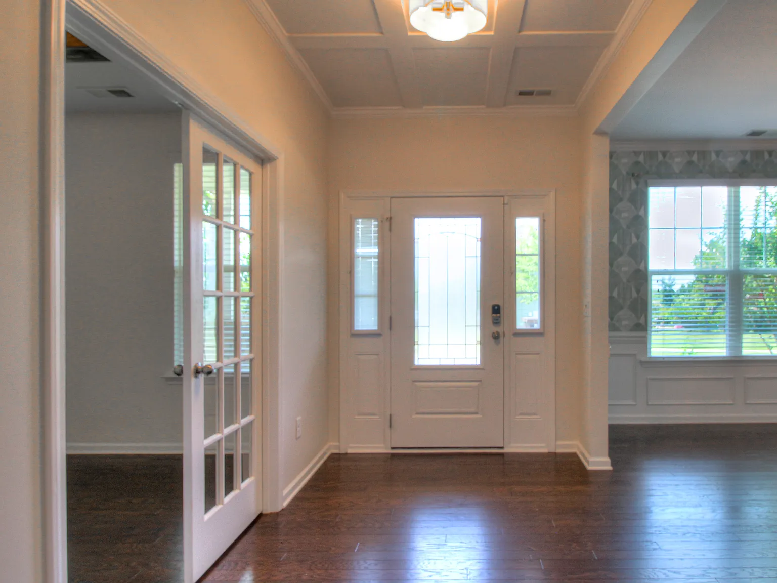 4 bed, 3.5 bath, 3006 sqft, $2,900 — Photo 3