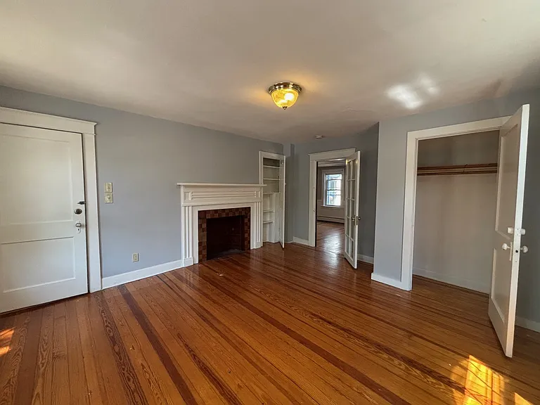 712 Hope St #1 — Photo 6