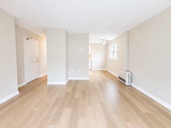 5th image of 19 Empire St Unit 14