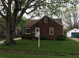 1421 Washington Blvd, Louisville, OH