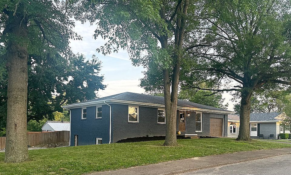 1st image of 1415 McElroy Dr