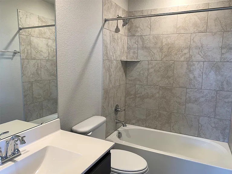 2913 Sage Ranch Dr — Photo 22