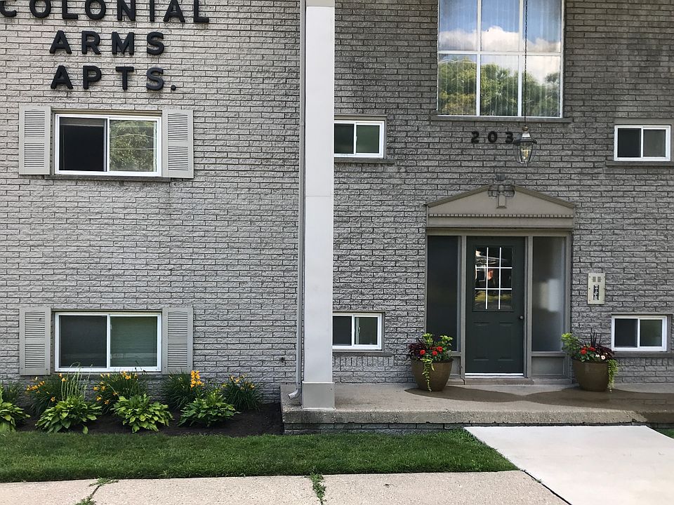 1st image of 2035 N Main St APT 202