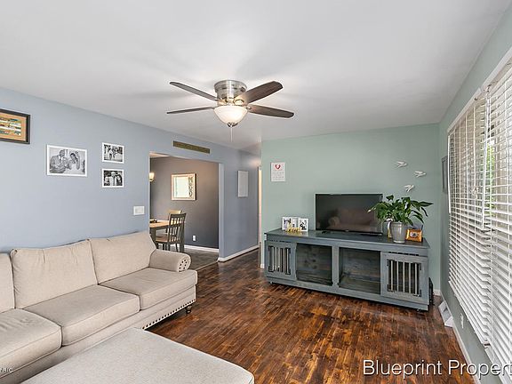 4th image of 139 Lantern Dr NW