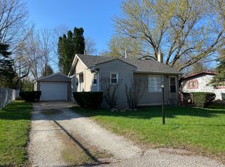 2505 Oakdale Ter, Cary, IL 60013